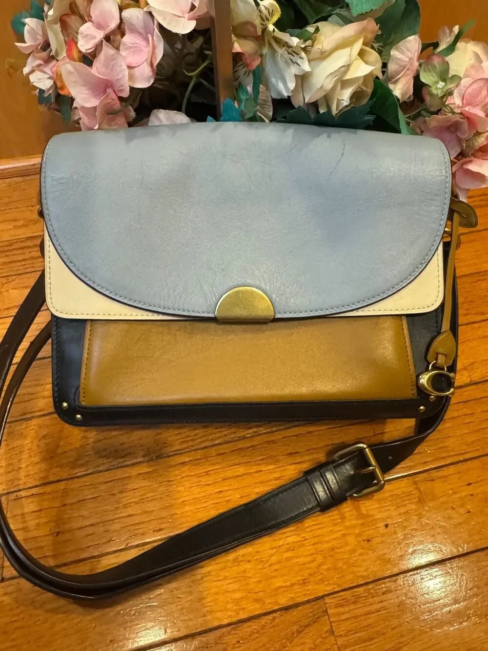 Coach 76044 Dreamer Shoulder Bag In Colorblock (150